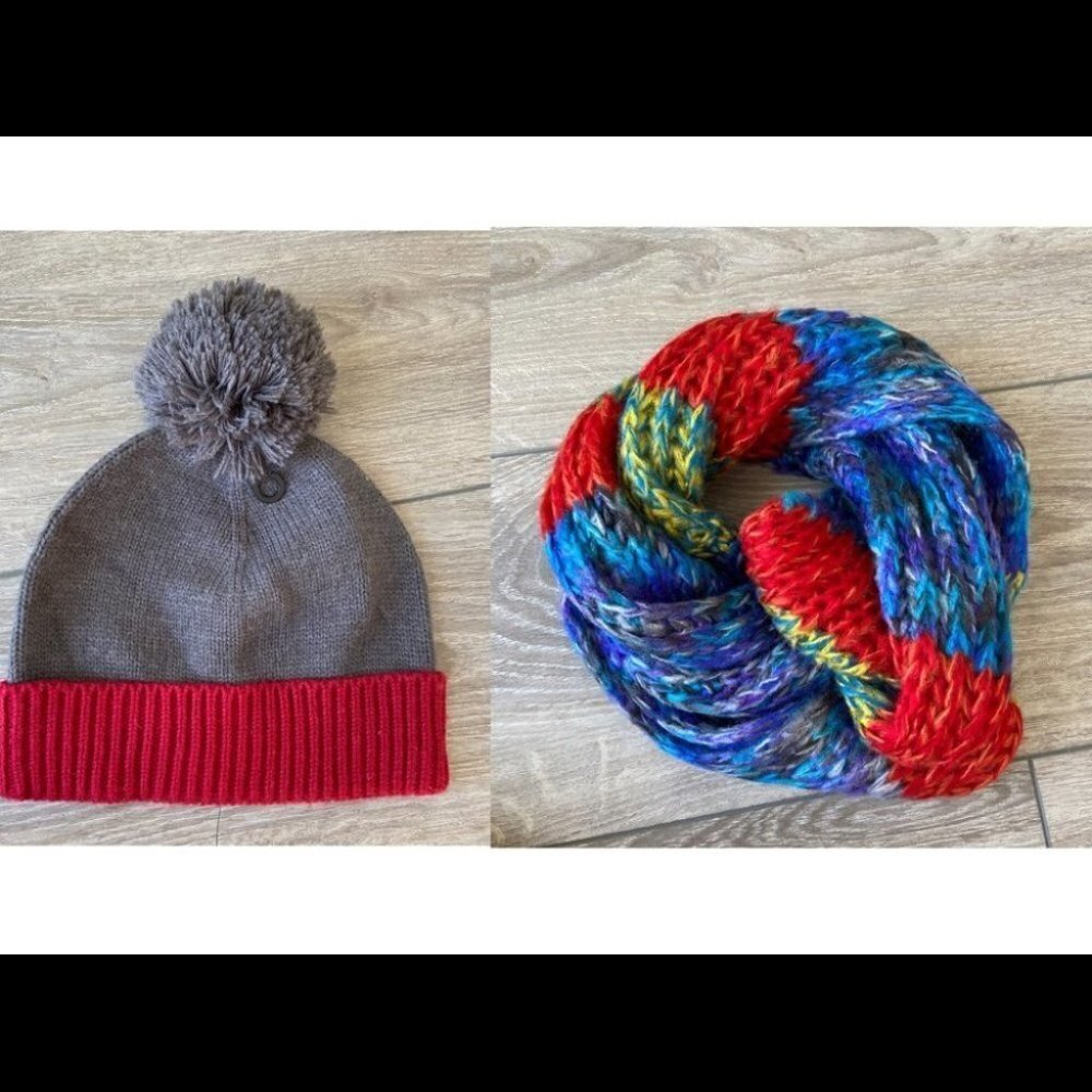 NWOT The Rail  Beanie Hat+ Knit Cube Scarf